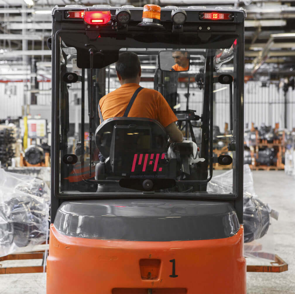 https://pfcindustrial.com/wp-content/uploads/2025/01/Logistica_body.jpg